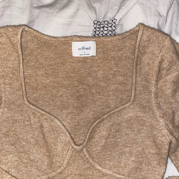 Aritzia Greer Sweater - Picture 3 of 3